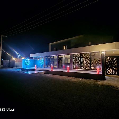 ไอส์แลนด์ แอคคอมมอเดชั่น นาดี Bed & Breakfast ภายนอก รูปภาพ
