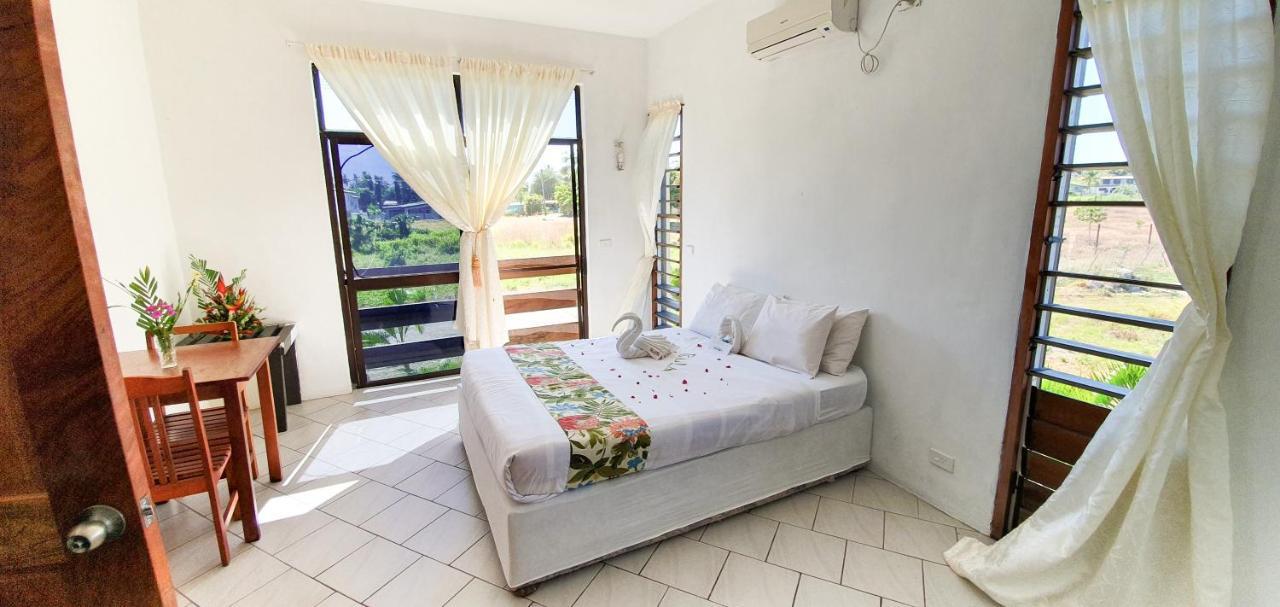 ไอส์แลนด์ แอคคอมมอเดชั่น นาดี Bed & Breakfast ภายนอก รูปภาพ