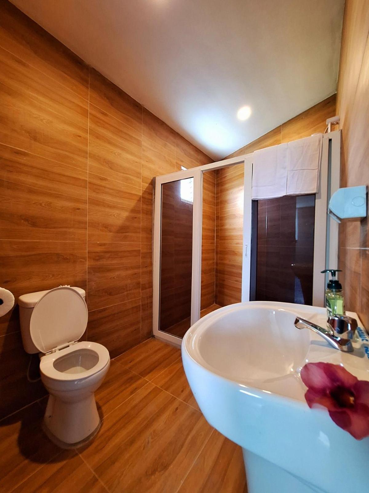 ไอส์แลนด์ แอคคอมมอเดชั่น นาดี Bed & Breakfast ภายนอก รูปภาพ