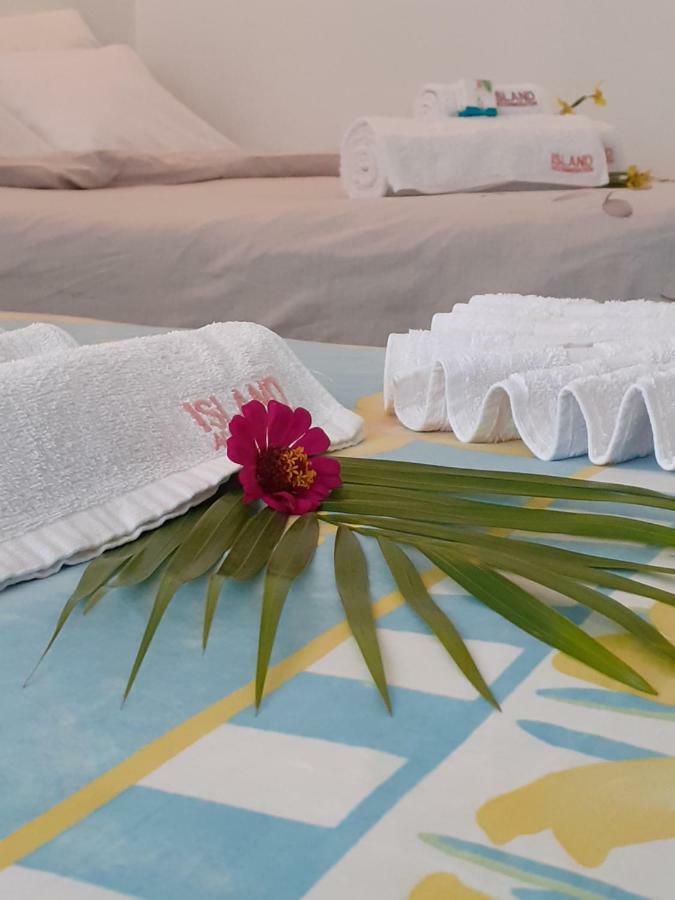 ไอส์แลนด์ แอคคอมมอเดชั่น นาดี Bed & Breakfast ภายนอก รูปภาพ